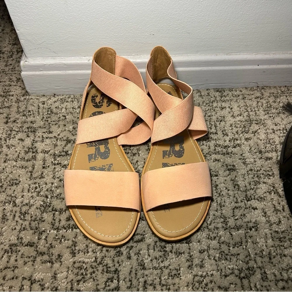 Sorel Tonic Melon Ellla Strap Sandals Size 8.5